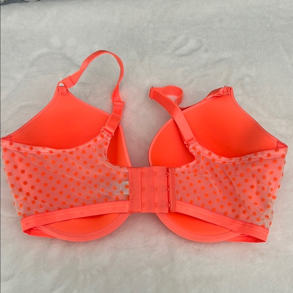 Victory secret Orange Molded Cup Bra - Picture 2 of 4